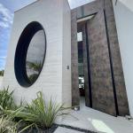 Çeşme Mamurbaba’da Bölgenin En Prestijli Projelerinden Biri Olan Ultra Lüks Tam Müstakil Villamız Yeni Sahibini Bekliyor